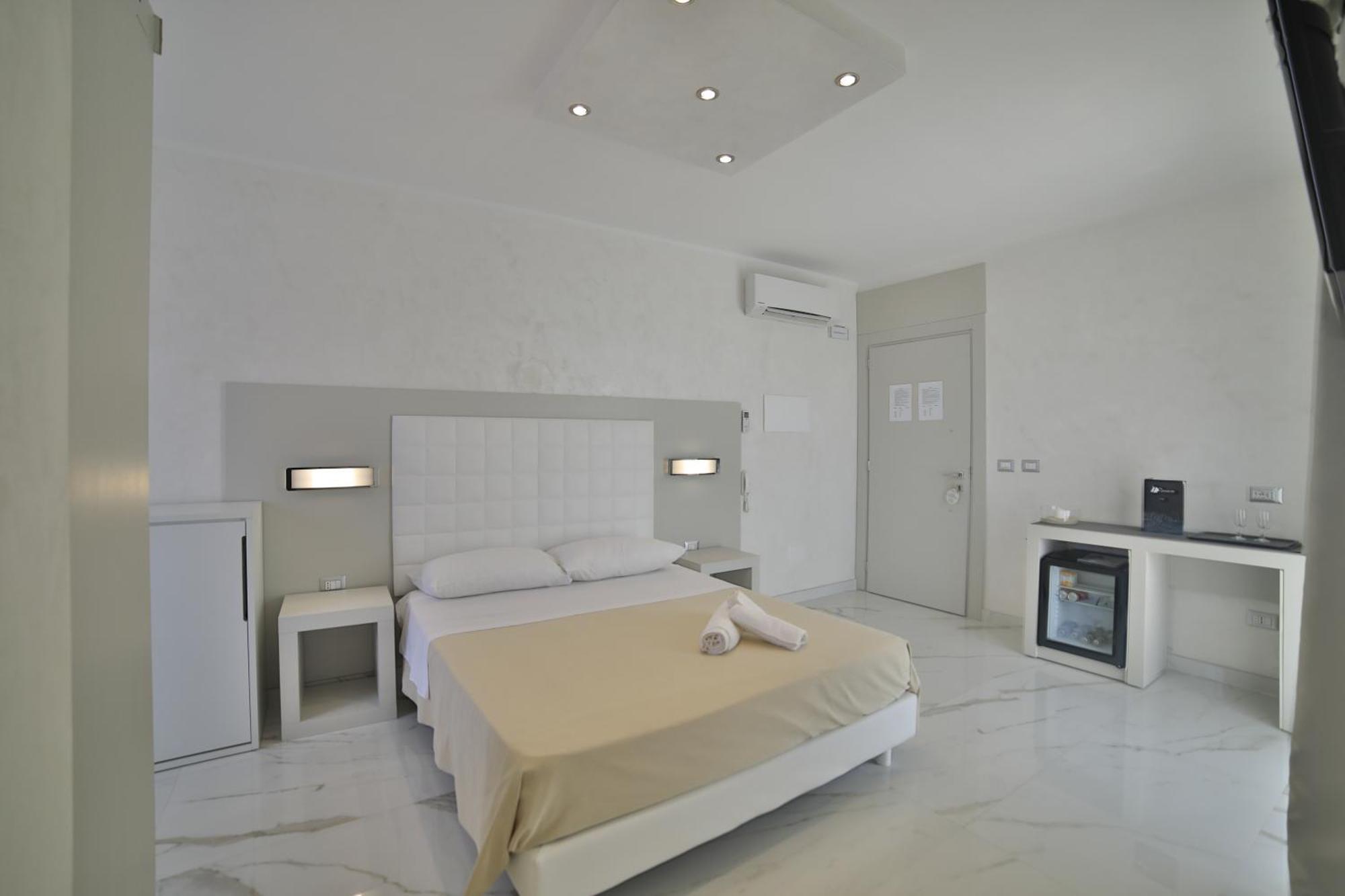 Riviera Luxury Rooms Porto Cesareo Dış mekan fotoğraf